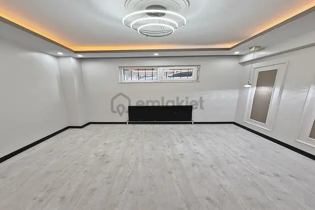 Bahçeşehir Lokasyonun'da Lüx Tasarımlı 2+1 Satılık Daire Fırsatı 3
