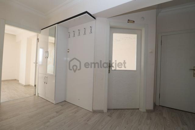Akif'ten Elvankent Atakent'te Cadde Üzeri Manzaralı Trene Yakın 3+1 Satılık Daire 5