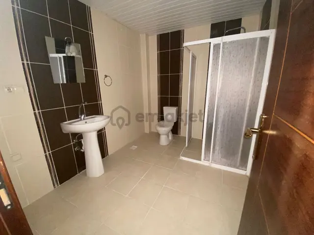 H.çelebi Mahallesinde Satılık 7+1 Oda 45 Kapalı Teraslı Daire 5