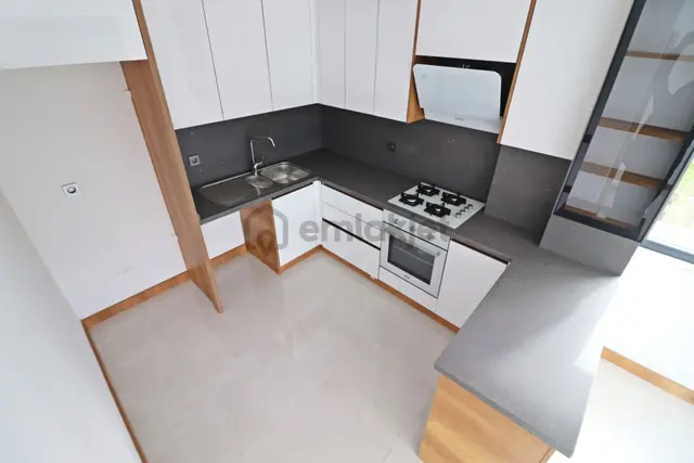 Irmaksudan Tek Yetkili Zeytinli De Oksijen Depolu 4+1 Villa 2