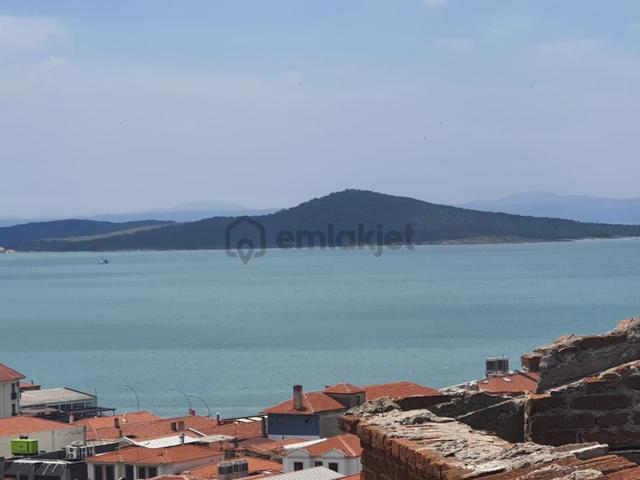 Ayvada'dan Ayvalık Merkez'de Deniz Manzaralı 2 Katlı 4+1 Taş Ev 3