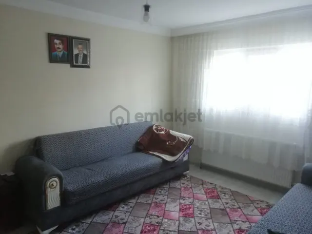 Polatlı İstiklal Mah. Satılık 3+1 Bahçe Katı 2