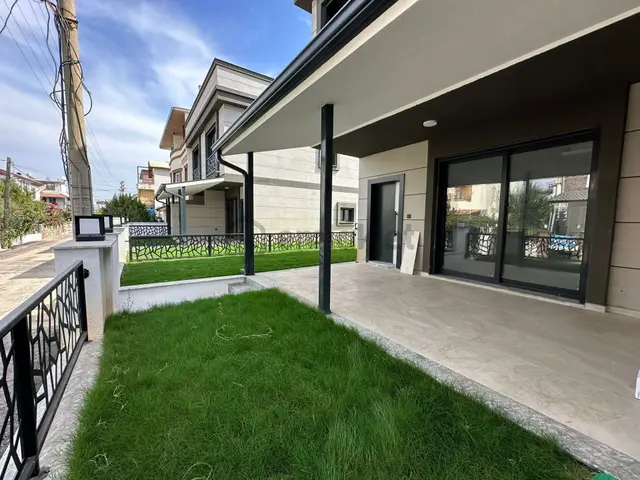 Seferihisarın Doğanbeyde Denize Plaja 300 Metre Mesafede 3+1 Yazlık Villa / Yetkili Portföy 4