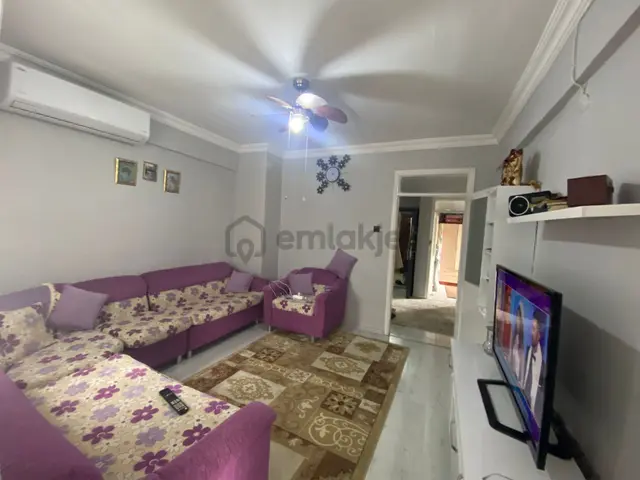 Acill Konak Zeytinlik Mah.de Kemer İzban Yakını 2+1 80m2 Ayrı Mutfak Havadar Satılık Daire 3