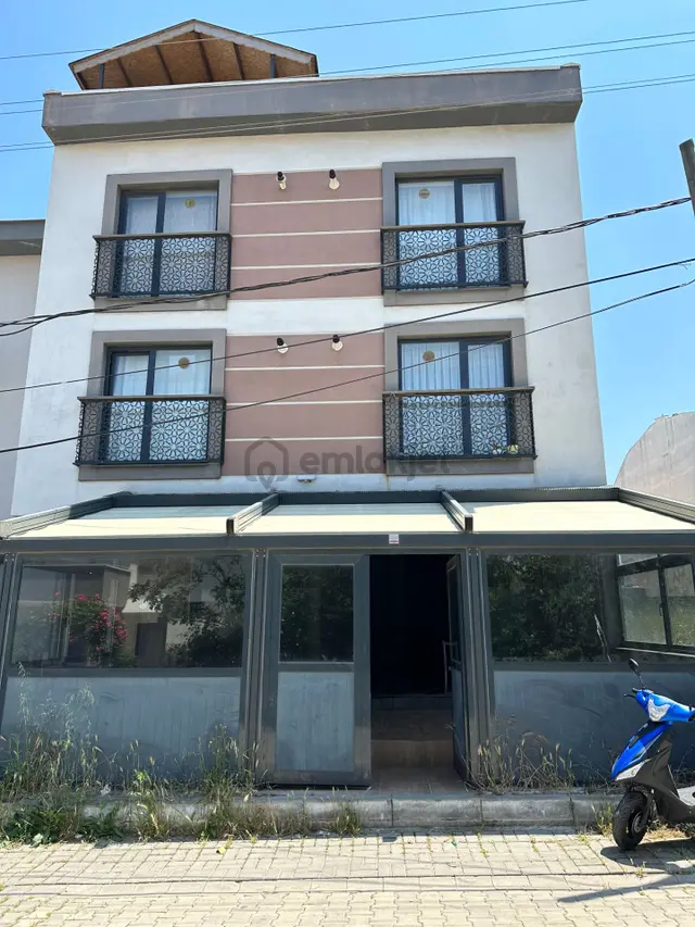 Paşakonak Mah.de Royal Hastane Arkası Kiralık İş Yeri Dükkan 4