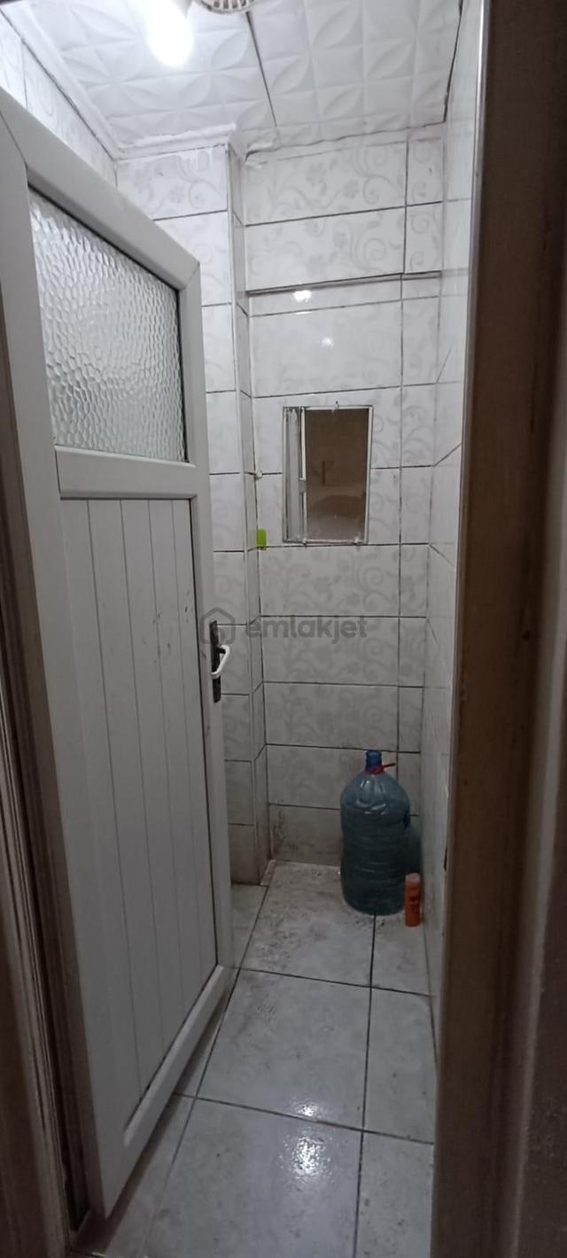 Hazır Kiracılı İstanbul Zeytinburnu 1+1 Satılık Daire 4