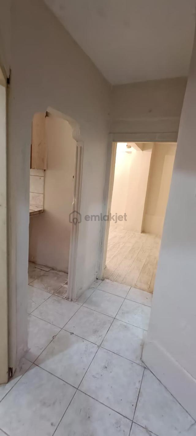 Hazır Kiracılı İstanbul Zeytinburnu 1+1 Satılık Daire 5