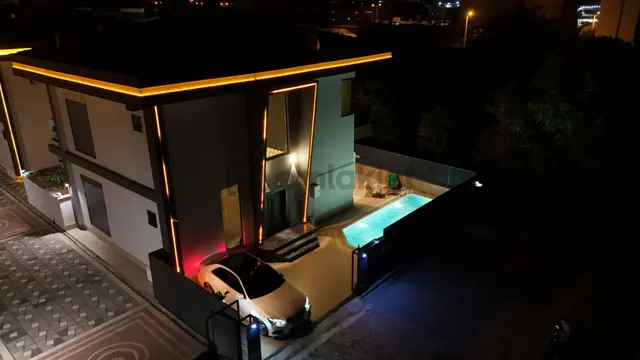 Ultra Lüx + Müstakil + Özel Havuzlu+otoparklı+özelbahçe +dallıca 1