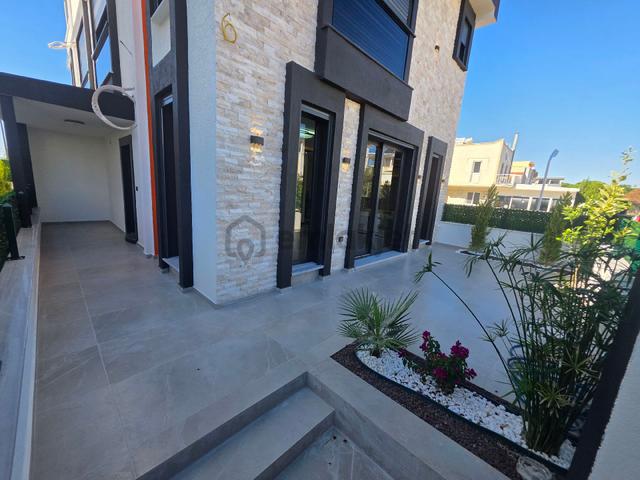 🏡 Aydın Didim Efeler Mahallesinde Satılık 3+1 Tripleks Villa 🏡 3