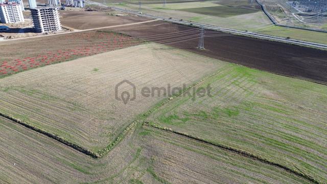Satılık İmarlı Arsa Alcı Bulvarı 2 Parsel Üstü 4
