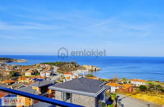 Sadece Mükemmel!!! Şile'de Deniz Manzaralı 10+3 Satılık Villa 2