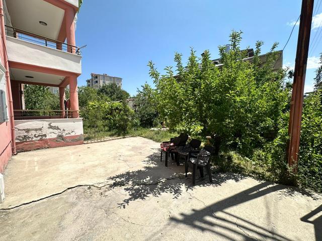 Şabaniye Mahallesinde Satılık 3 Katlı Müstakil Ev Ve Arsası 3