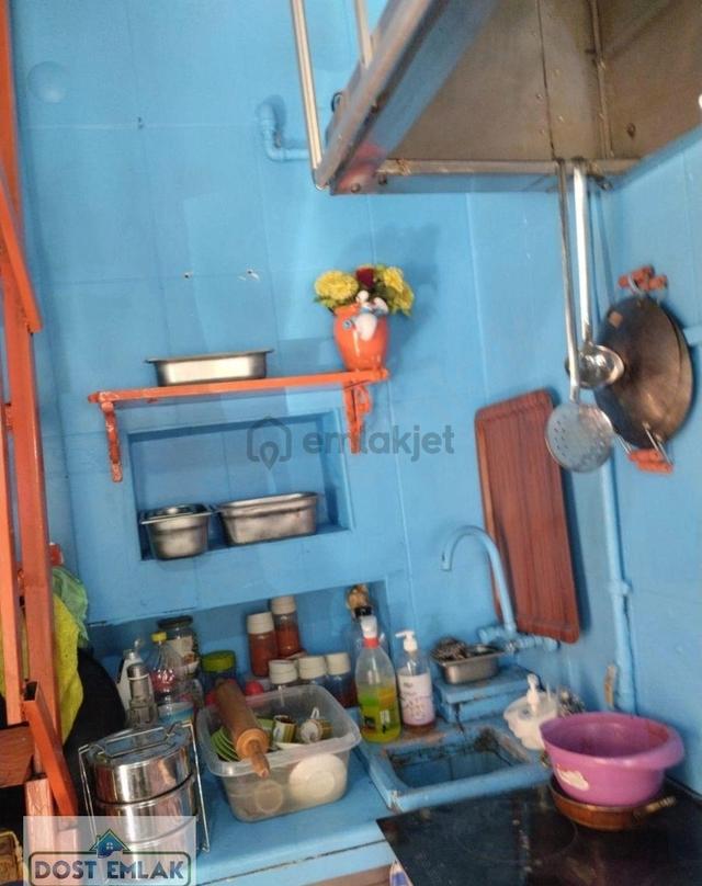 Strazburg Caddesi Devren Kiralık Büfe 4