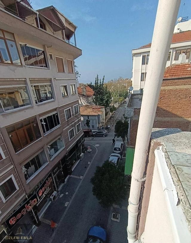 Bandırma Özlem Gayrimenkulden Günaydın Mahallesinde 3+1 Satılık Daire 4