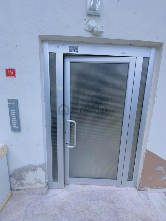 Merkez İnkum Sağ Taraf Satılık Ara Kat 2+1 Daire Eşyalı 5