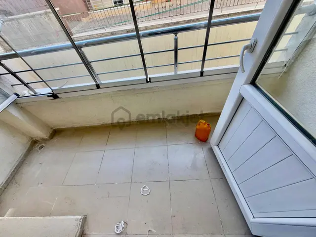 Mevlana Kültür Merkezi Yakınında 3+1 Yapılı Daire! 5
