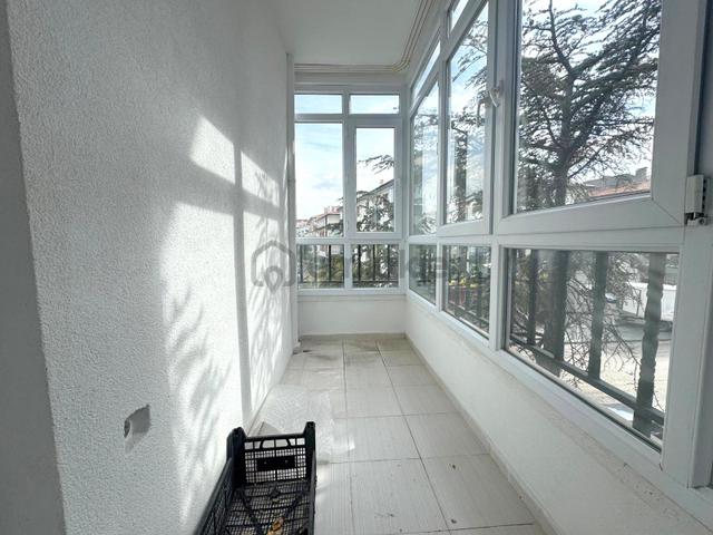 Atapark Mahallesi'nde Cadde Üzerinde Katta 3+1 Daire! 5