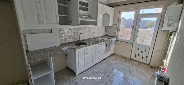 Develi Y. Fenese Mahallesi Satlık Müstakil Ev 3