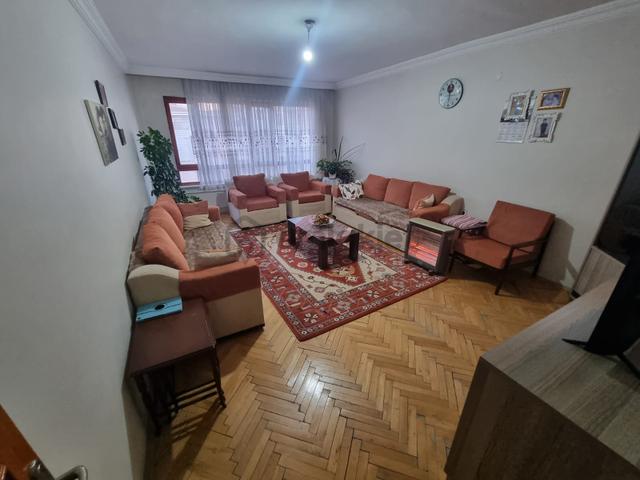 Etlik Mahallesi'nde Cadde Üzerinde 5+1 Dubleks Daire! 5