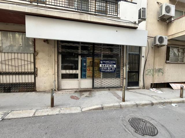 Balçova Merkezde Satılık 55m2 Özel Konumlu Dükkan 1