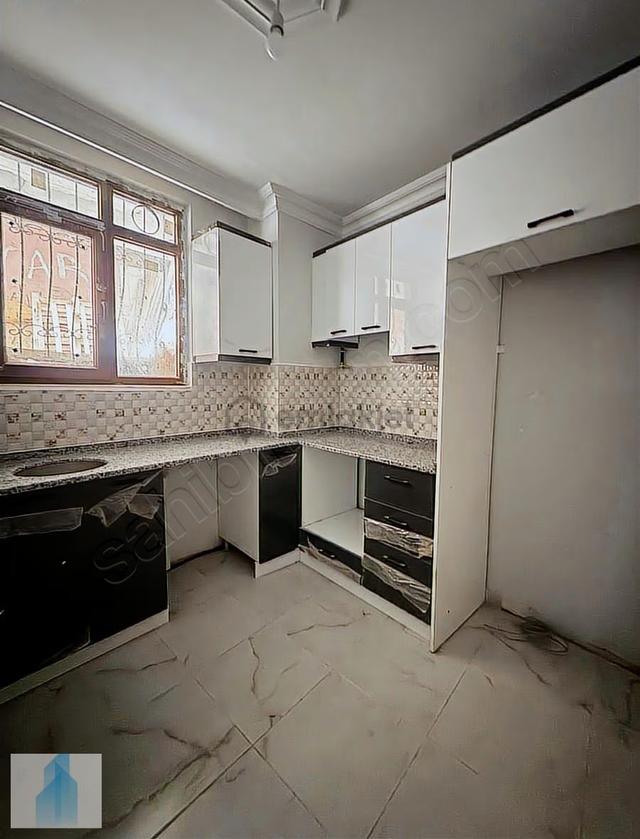Güngören Merkez De Satılık 2+1, 90 M2 Sıfır Bahçe Kat Daire 5