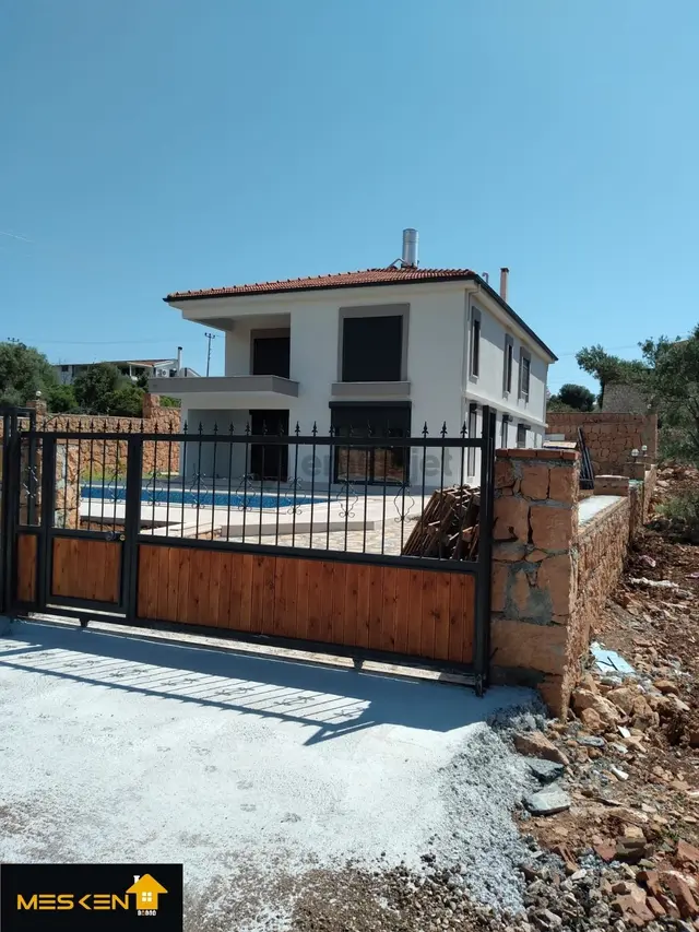 Didim Yeşiltepe'de 700 M2 Arsa İçinde Müstakil Yaşam Fırsatı 3