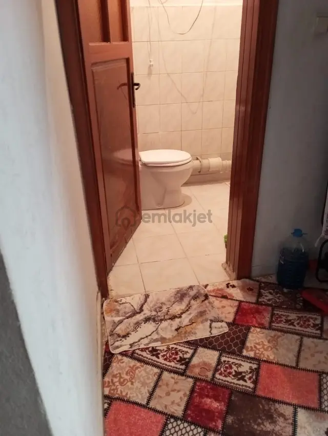 Yukarıbayır Da 2 Kat Ve 1 Teras,75m Geniş 2 Şer Odalı, D. Gazlı,temiz Ev 2