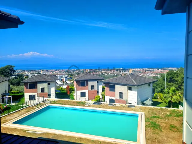 Soğucak'ta Panoramık Denız Ve Havuz Manzaralı Sıfır 2+1 Daıre 3