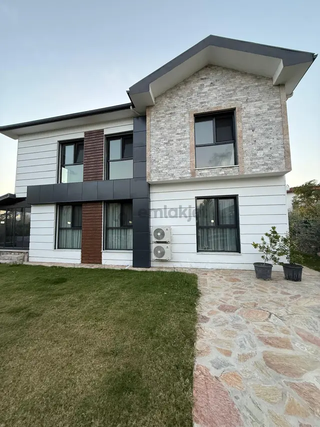 Stop’tan Dalaman Şerefler *427 M2 Arsa Paylı Havuzlu* 4+1 Dubleks Villa 4
