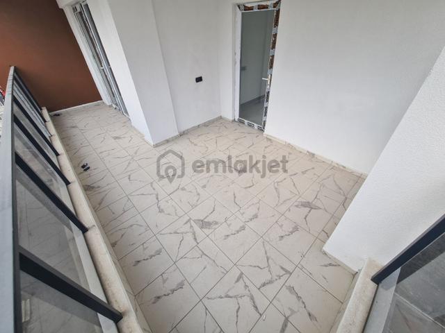 Park Manzaralı 9. Katta Teras Balkon /2 Banyo /sıfır 3+1 5