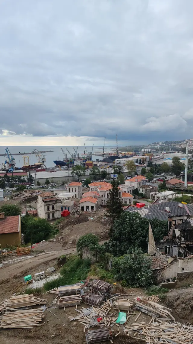 Trabzon Meydan’da Deniz & Liman Manzaralı 2+1 Kaçırılmayacak Daire 3