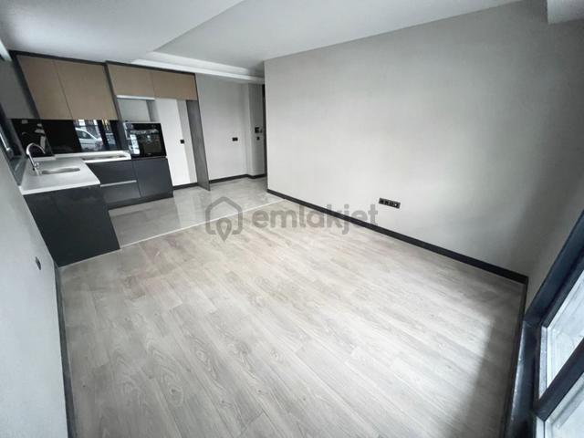 Aşağı Eğlence'de Sıfır Binada Lüks Yapılı 2+1 Daire! 3