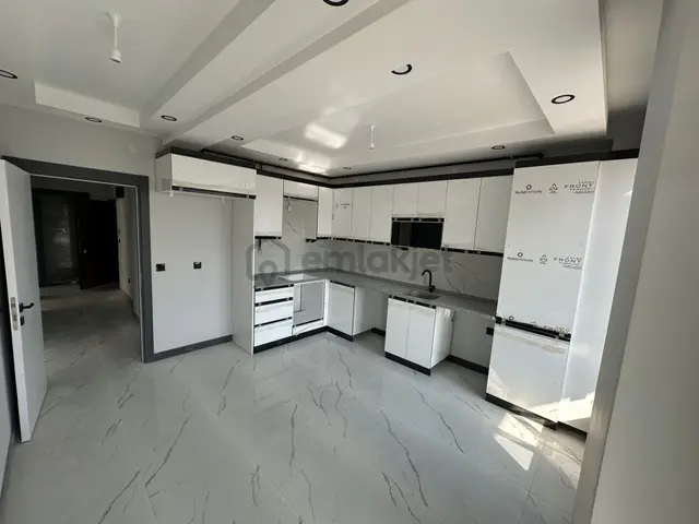 71 Evlerde 2+1 Ebeveyn Banyolu Satılık Sıfır Daire 1