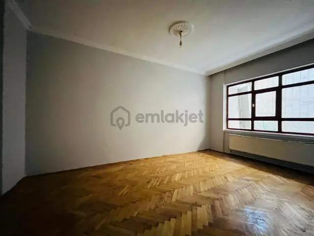 Mehtap'da Asım Gündüz Cad. Yakını 3+1 Satılık Daire !!! 4