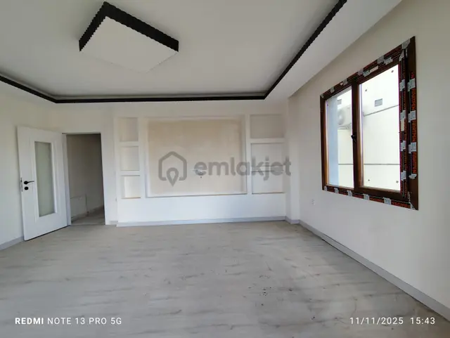 Ayvalık Altınovada 3 Katlı Binanın 1.katı: 3+1 Sıfır Lüks Daire 3
