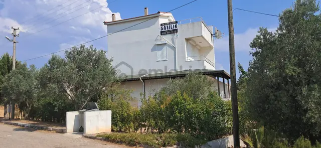 Satılık İzmir Bergama Kazıkbağlari Mavikent Sitesi Triblex Villa 3