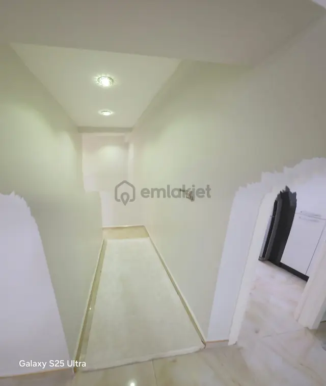 Kaçmaz'dan Mega Center Bitişiğinde 4+1 Satılık Fırsat Daire 2