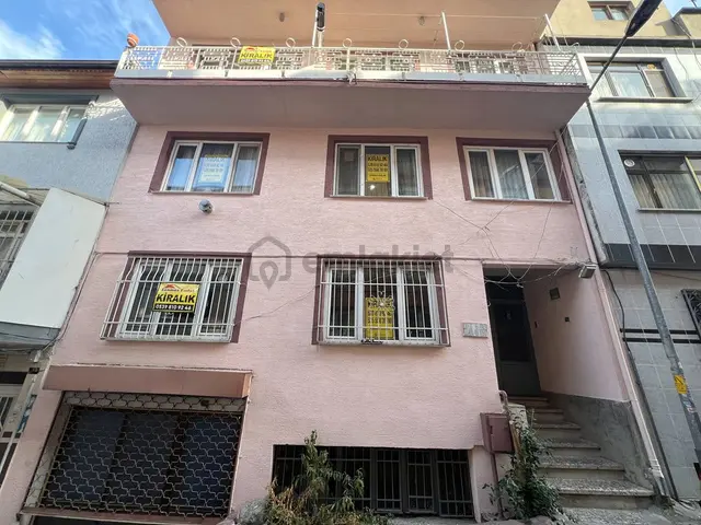 Bursa Yıldırım Beyazıt Mh Şenay Sk,ta Kiralık Üçüncükatta 2+1 Daire 3