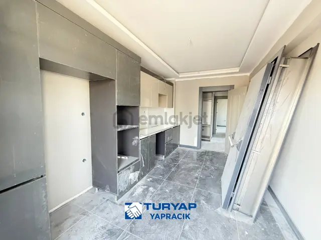 Turyap Yapracık 'tan Kayalar Sky 'da Katta 2+1 Daireler 5