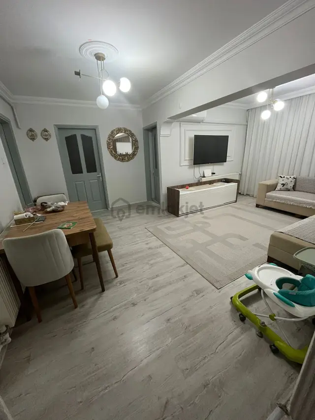 🏡 Peker Mahallesi 🏡 ✅3+1 130 M2 5 Katlının Zemin Katı ❇️ Kapalı Mutfak 3