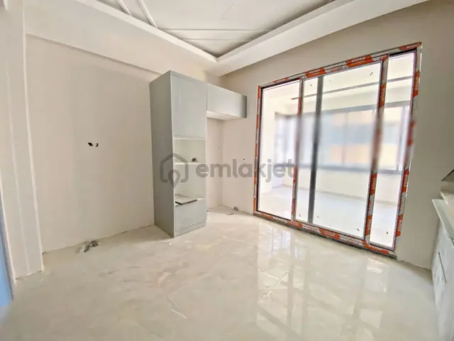 Göktürk'te Yerden Isıtmalı Ara Kat Cam Balkonlu Sıfır! 2+1 Daire 3