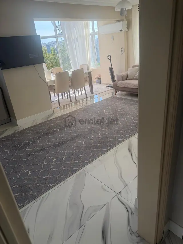 Kaçmaz Emlak'tan Kocaeli İzmitte Satılık Müstakil Ev+ 808m2 Arsa 3