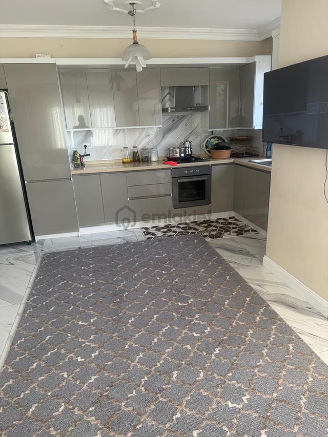 Kaçmaz Emlak'tan Kocaeli İzmitte Satılık Müstakil Ev+ 808m2 Arsa 4