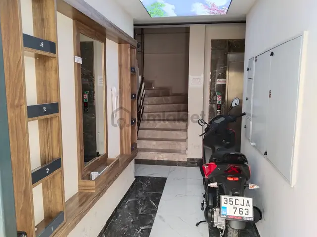 Bergama Ultra Lüks Doğalgazlı Elektrikli Panjurlu Asansörlü Ara 2.kat Kiralık Daire 2