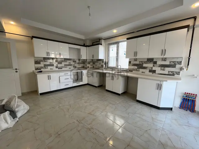 Öz Gaye Emlaktan Develi Reşadiye Mahallesinde Ana Cadde Üzeri Satılık Sıfır Daire 5