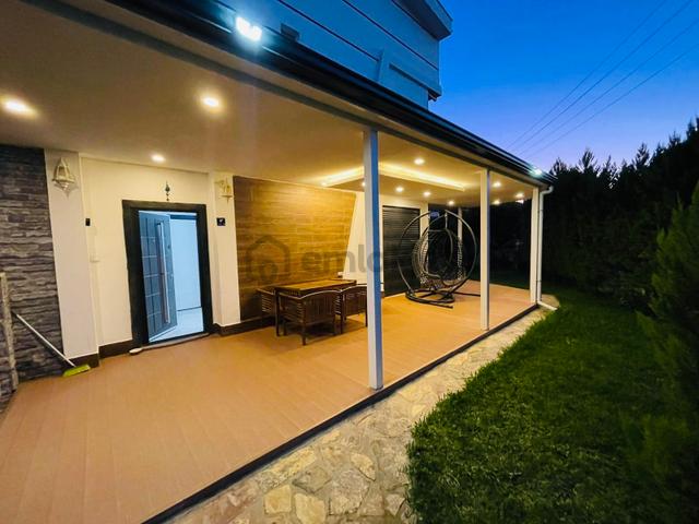 Kuşadası Güzelçamlı Bölgesinde Tek Müstakil 3+1 Satılık Villa 4