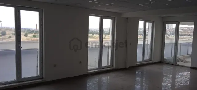 Yeşilova Yonca Park Sitesinde Satılık Arakat 1+0 Daire Ofis 3