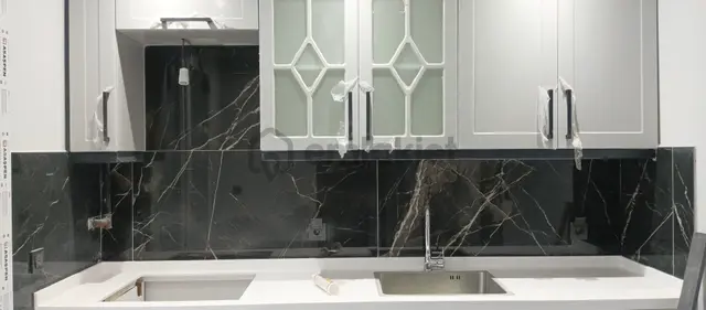 Beylikdüzü Gürpınar'da 2+1 Ara Kat İskanlı Sıfır Balkonlu Satılık Daire 3