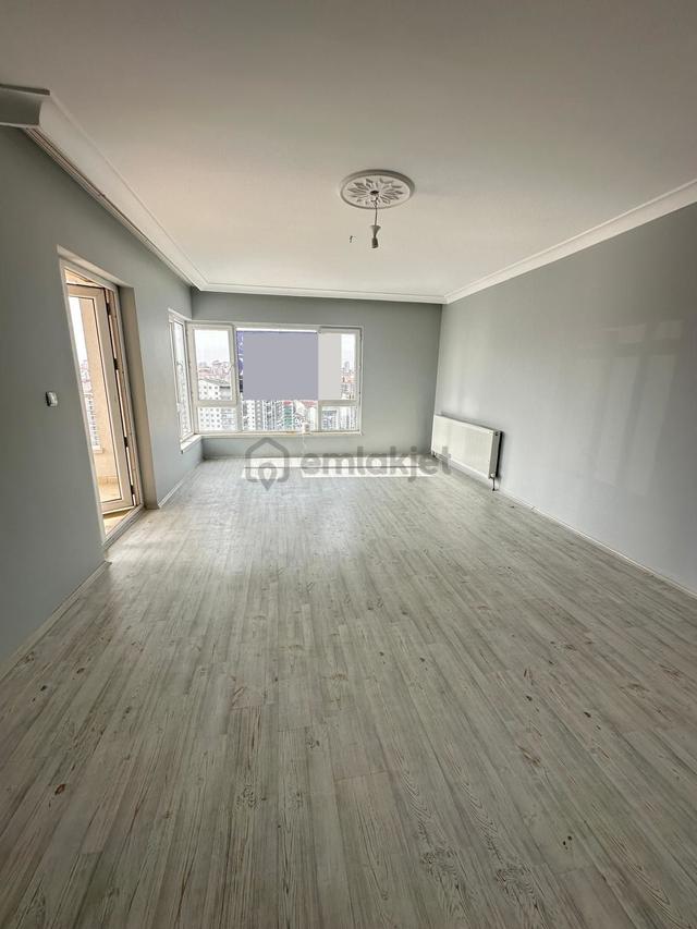 Akşemsettin'de Site İçerisinde Teras Balkonlu 3+1 Satılık Daire !!! 5