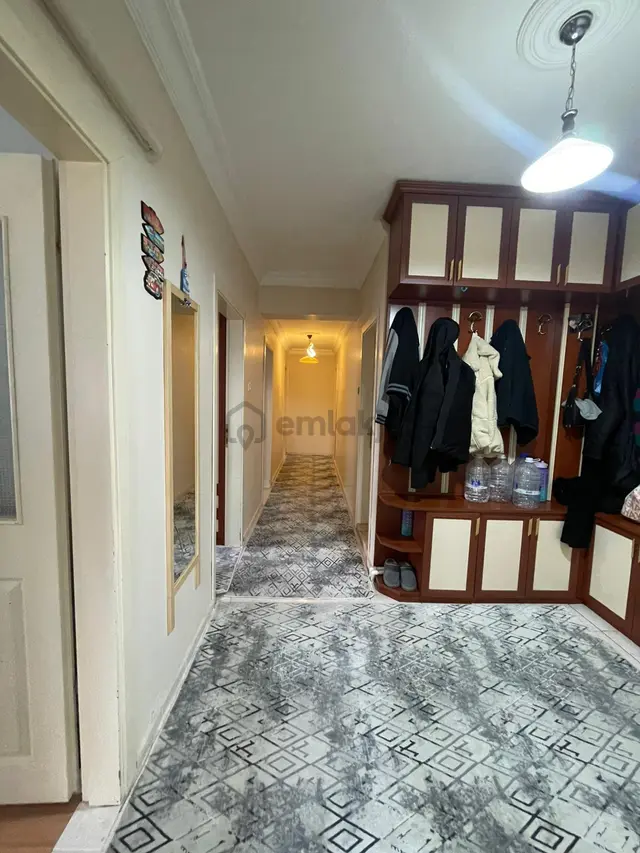 Afyon Üçok Emlaktan Kanlıca Mah Satılık 3+1 Temiz Bakımlı Daire 3